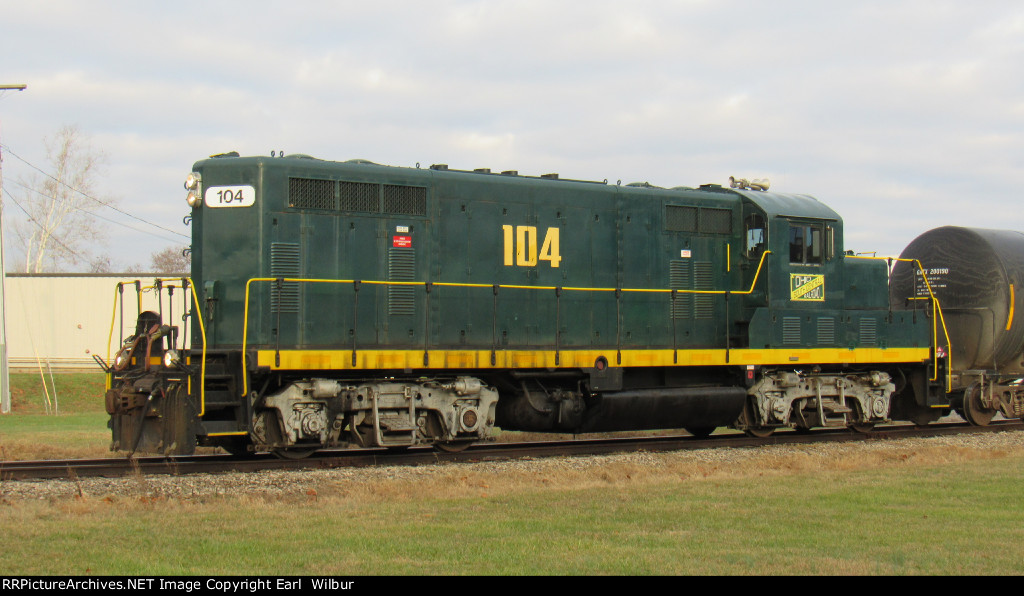 Ohio South Central Railroad (OSCR) 104